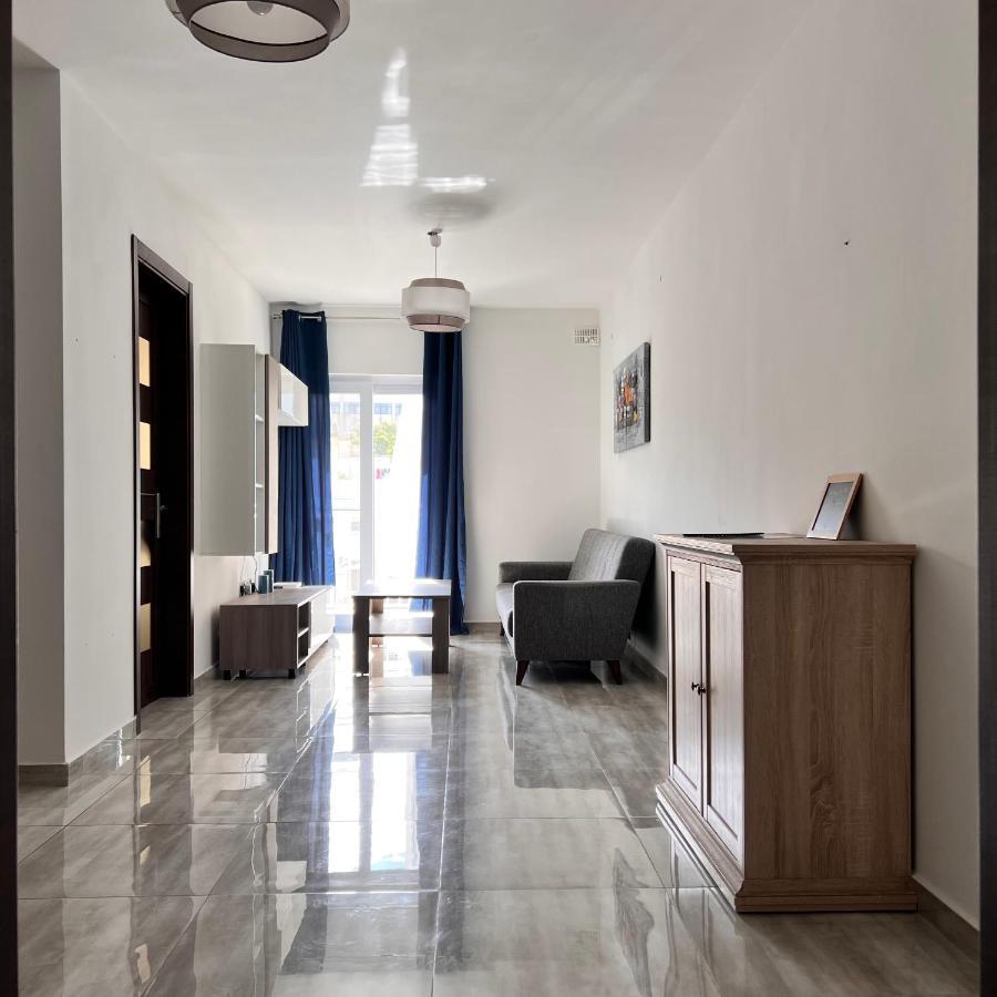 F3 Room 3, Private Room Two Single Beds Shared Bathroom 姆西达 外观 照片